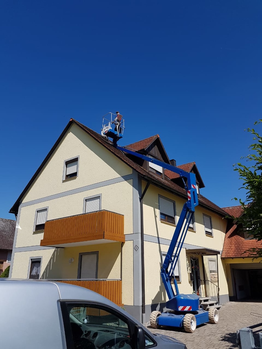 Dacharbeiten von Engelhardt Elektrotechnik